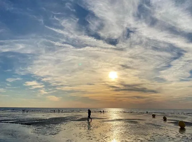 Maison Les Geraniums メール・レ・バン